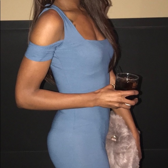 Boohoo Sky blue midi dress - Picture 2 of 13